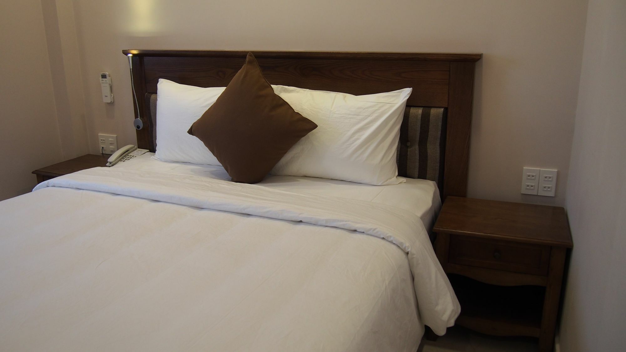 הו צ'י מין סיטי Hoang Lan Hotel מראה חיצוני תמונה